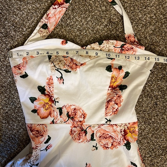 Kentucky Derby Floral Dress - Picture 8 of 15